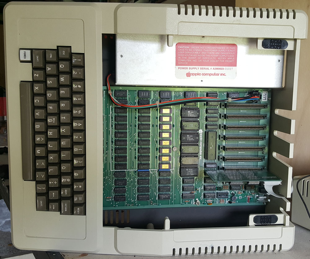 apple-II_inside Apple II Inside
